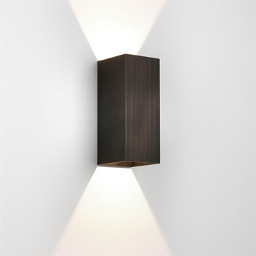 Astro Kinzo 260 LED væglampe bronze