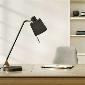 Astro Edward Desk bordlampe mat sort med flere skærmvalg